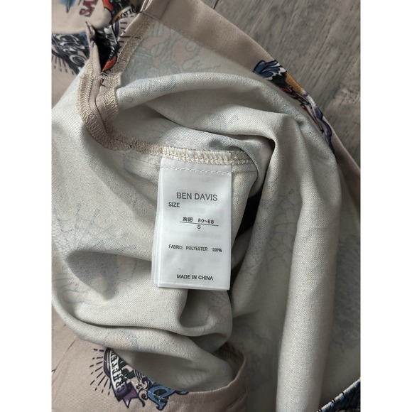 Rare Ben Davies Tattoo Print Inked Button San Francisco Beige Shirt Sz S Unisex - Picture 9 of 12